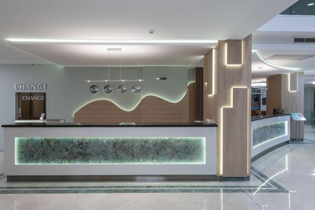 Sentido Neptun Beach