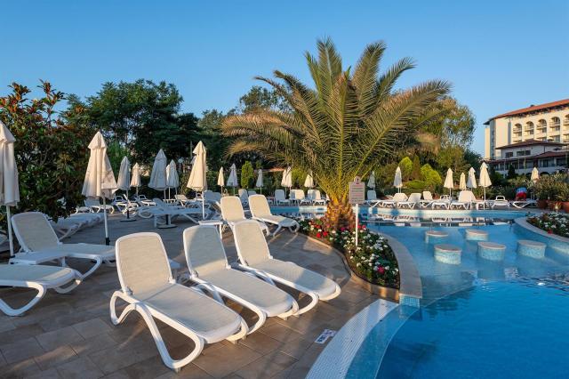 Sentido Neptun Beach