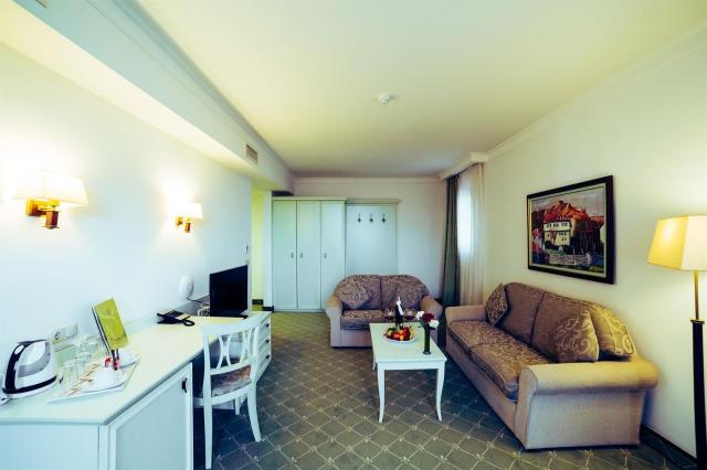 Helena Park Hotel