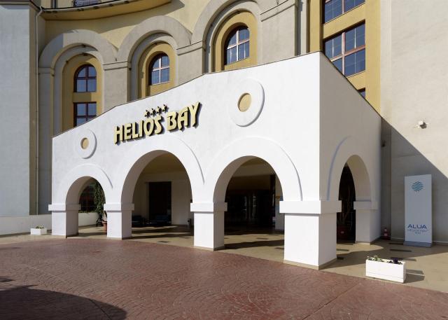 Alua Helios Bay