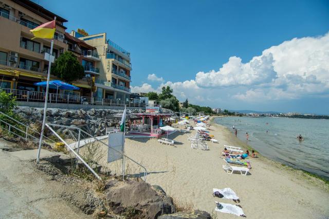 Family Hotel Elvira