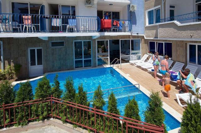 Family Hotel Elvira