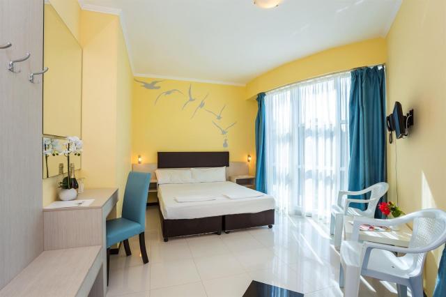 Blue Pearl Hotel 