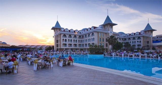 Side Star Resort