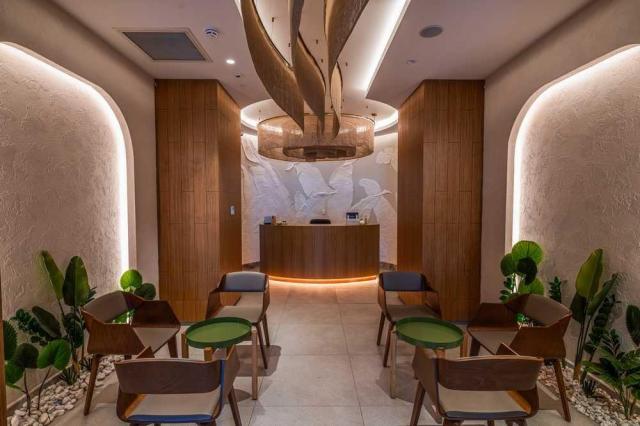 Berry Blue Hotel