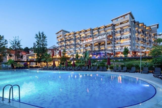 Justiniano Deluxe Resort