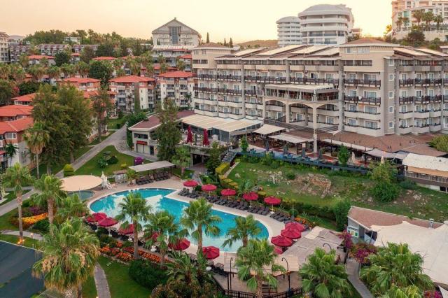 Justiniano Deluxe Resort