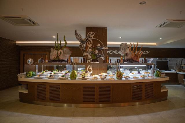 Raymar Resort