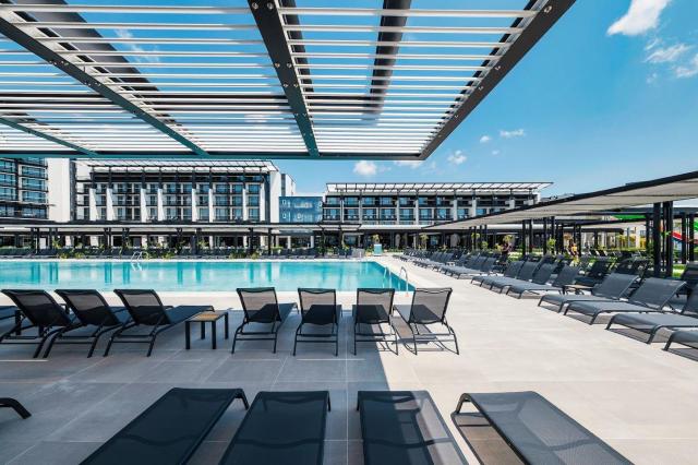 Voya Beach Resort