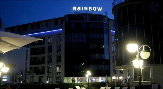 Holiday Complex Rainbow 1