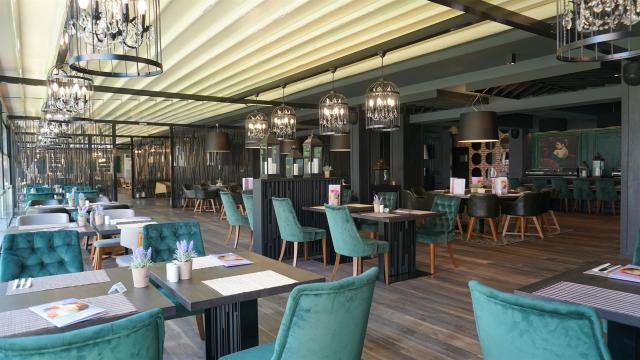 Evrika Beach Club Hotel