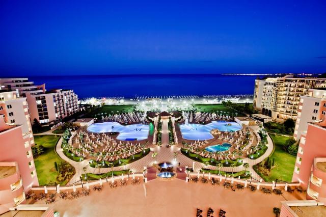 Majestic Beach Resort