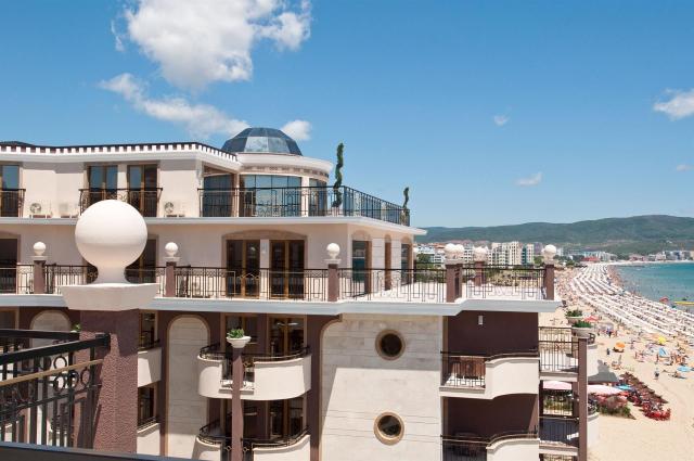 Golden Ina Hotel