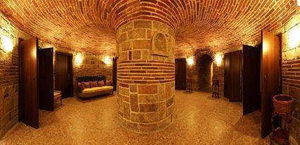 Vineyards Hotel