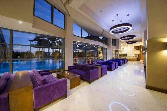 Limak Lara De Luxe Hotel