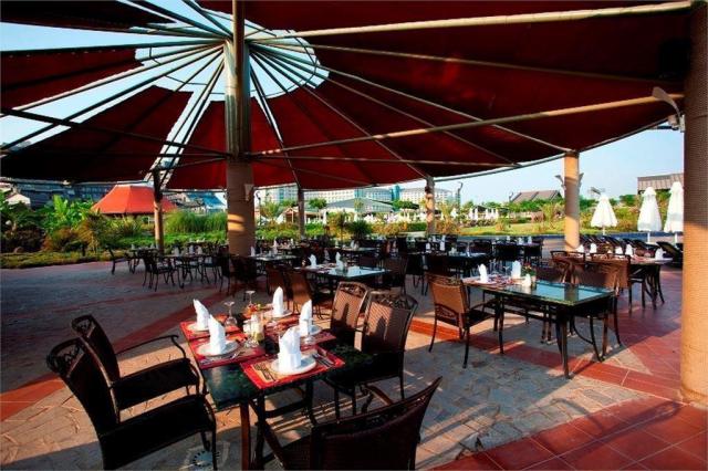 Limak Lara De Luxe Hotel