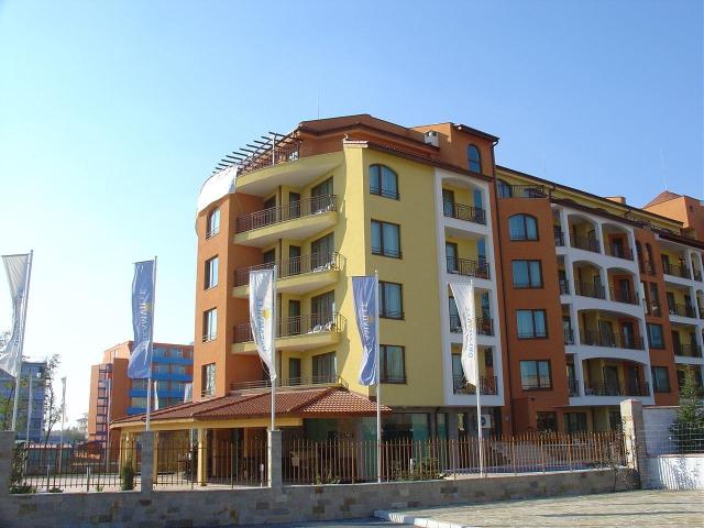 Golden Dreams Aparthotel