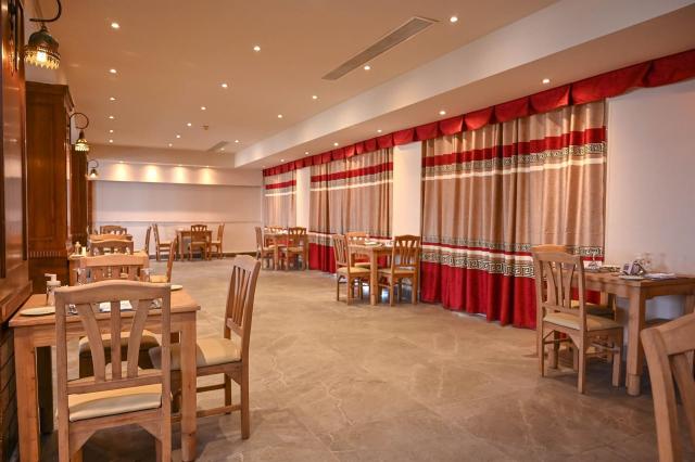 Riviera Aqua Park Resort