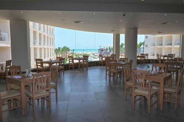 Riviera Aqua Park Resort