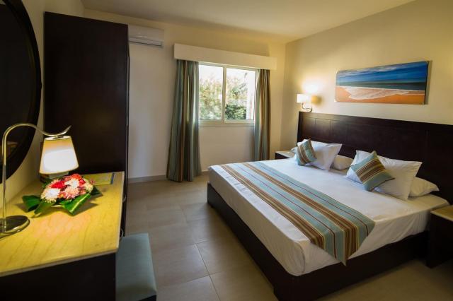 El Karma Aqua Beach Resort