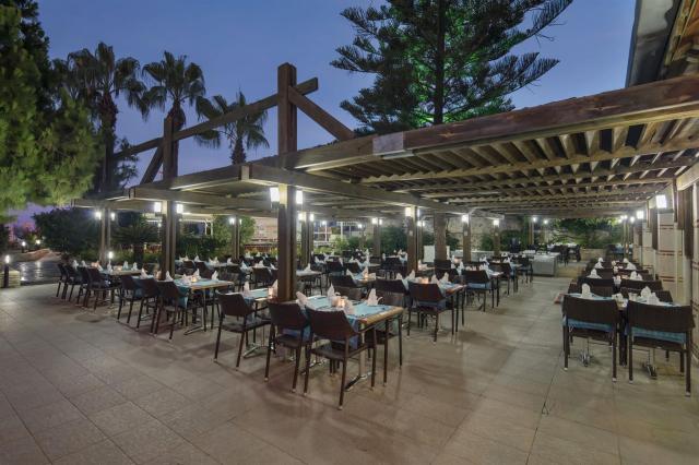 Trendy Hotels Side Beach