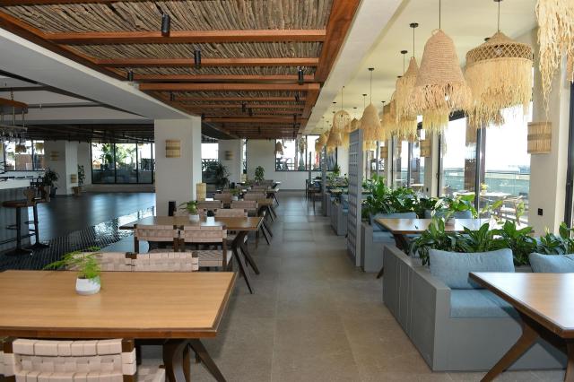 Jacaranda Luxury Resort