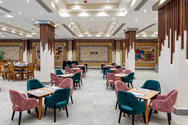 Rewaya Majestic Resort