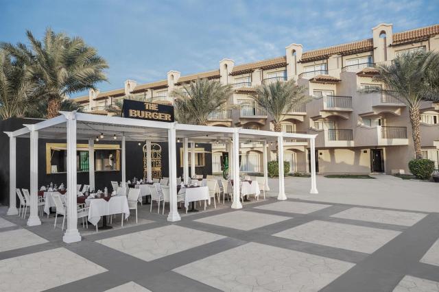 Pyramisa Sahl Hasheesh Resort