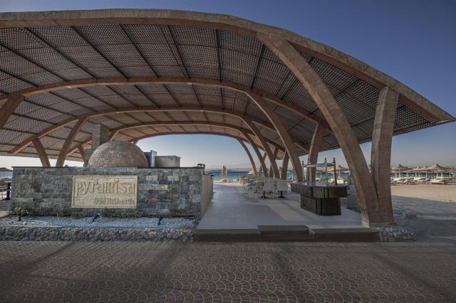 Pyramisa Sahl Hasheesh Resort