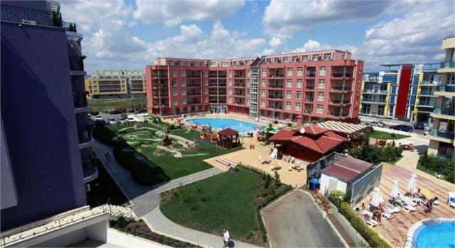 Holiday Complex Rainbow 2