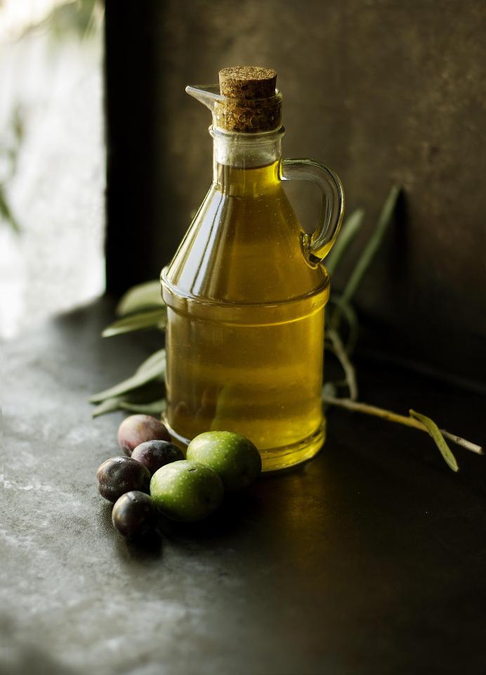 olive-oil-18672291920