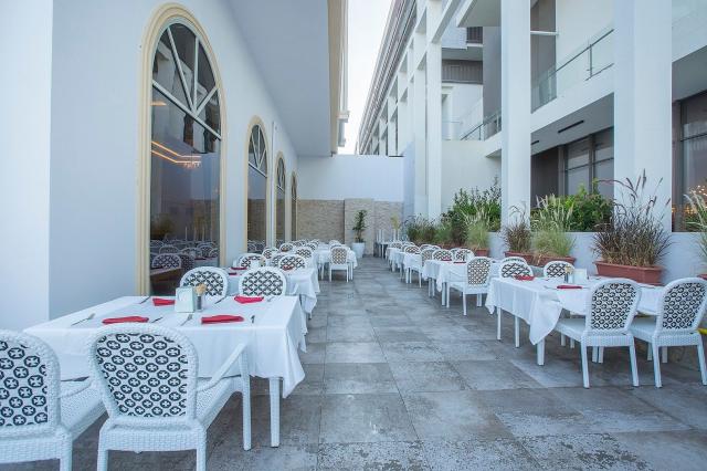 J'adore Deluxe Hotel & Spa