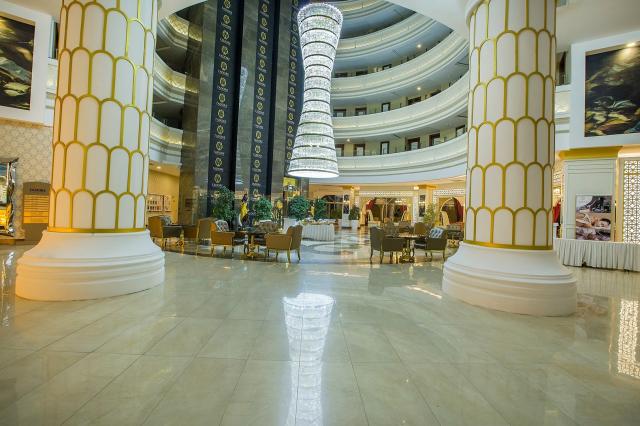 J'adore Deluxe Hotel & Spa