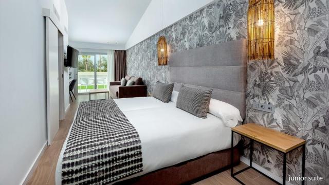 Kumara Serenoa By Lopesan Hotels