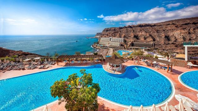 Mogan Princess & Beach Club