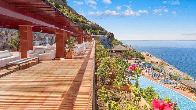 Mogan Princess & Beach Club