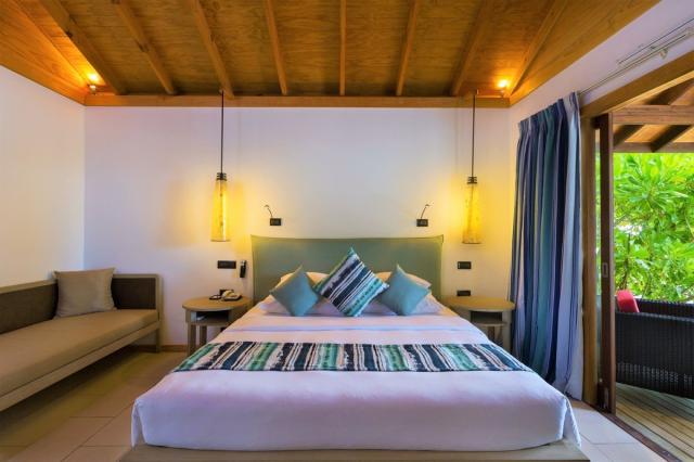 Vilamendhoo Island Resort & Spa