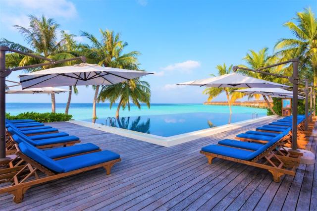 Vilamendhoo Island Resort & Spa