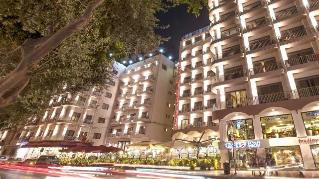 Plaza Hotels