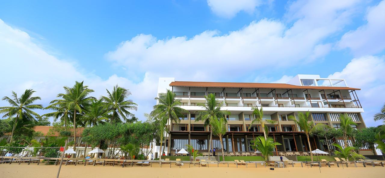 Pandanus Beach Resort & Spa