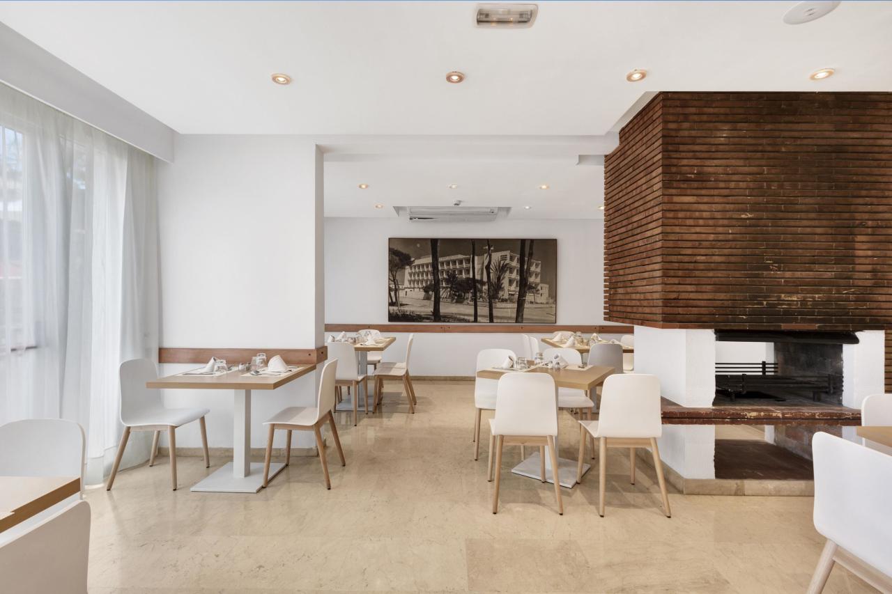 023-R-restaurant_110487984