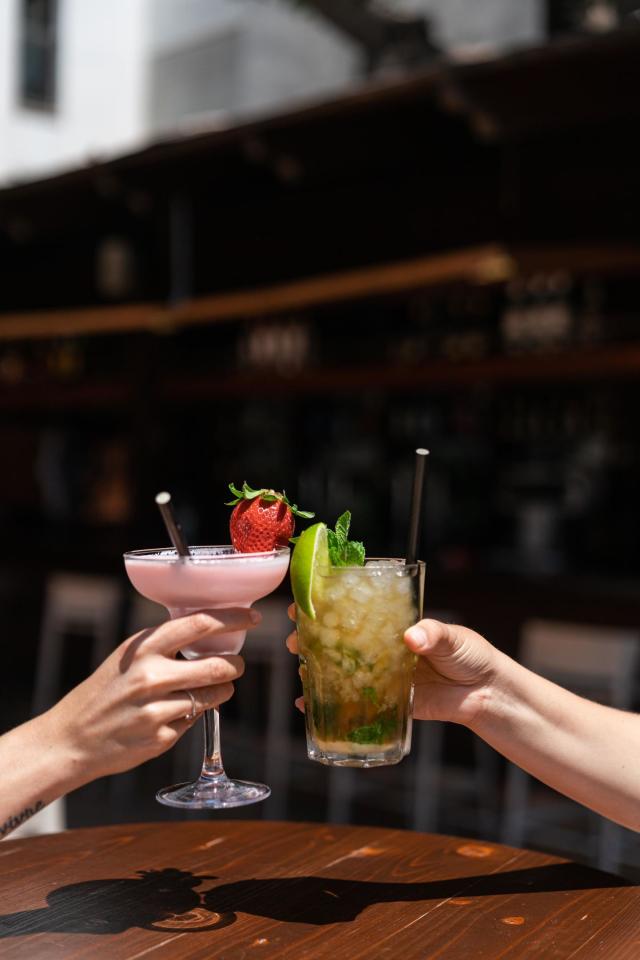035-BA-bar_110487991