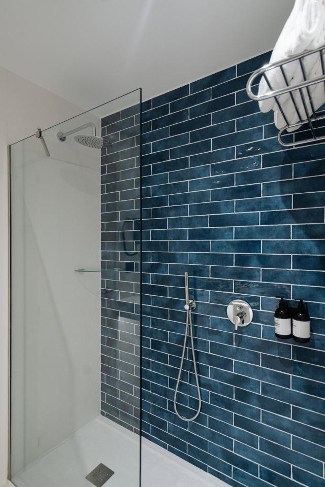 039-BD-bathroom-example-double-room-standard-double-room-double