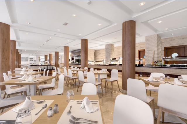024-R-restaurant_110487985