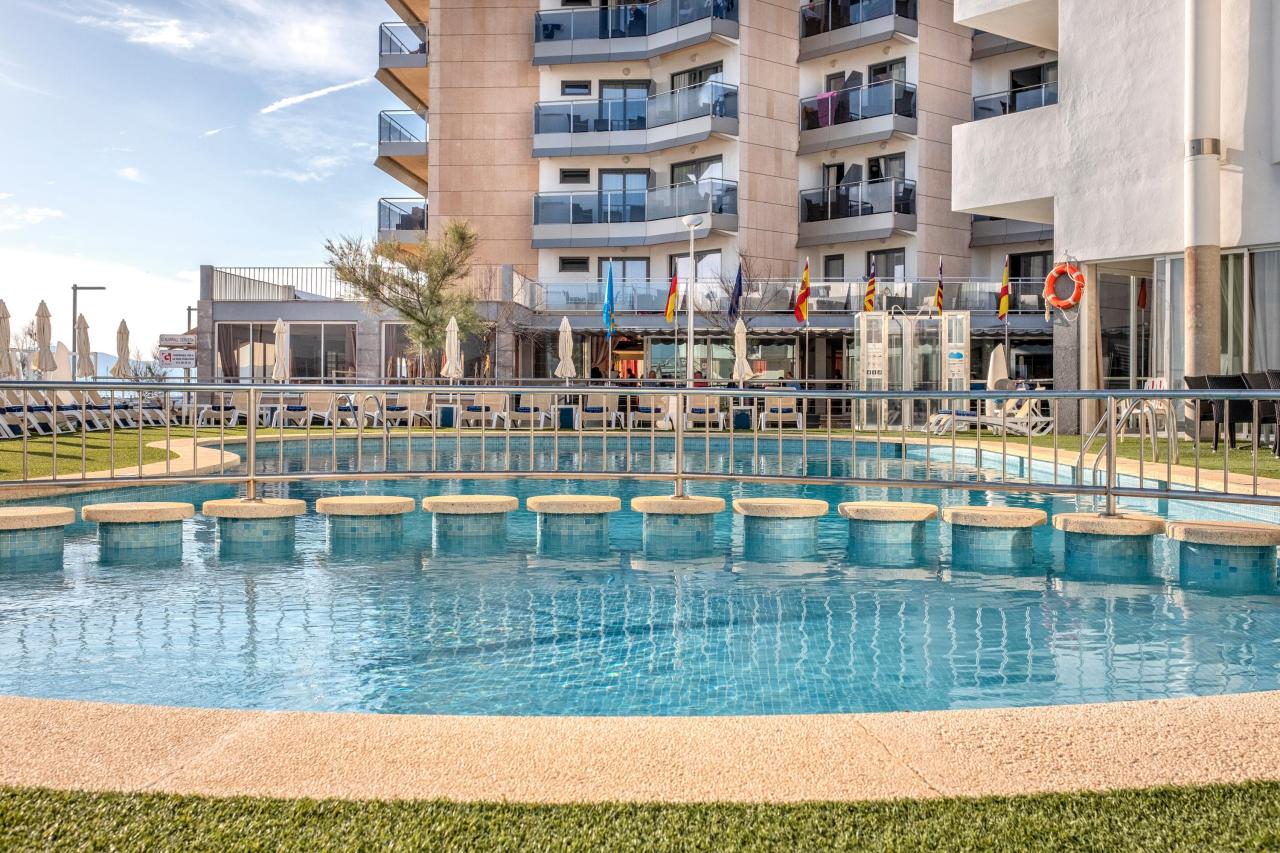 006-P-pool_110534241
