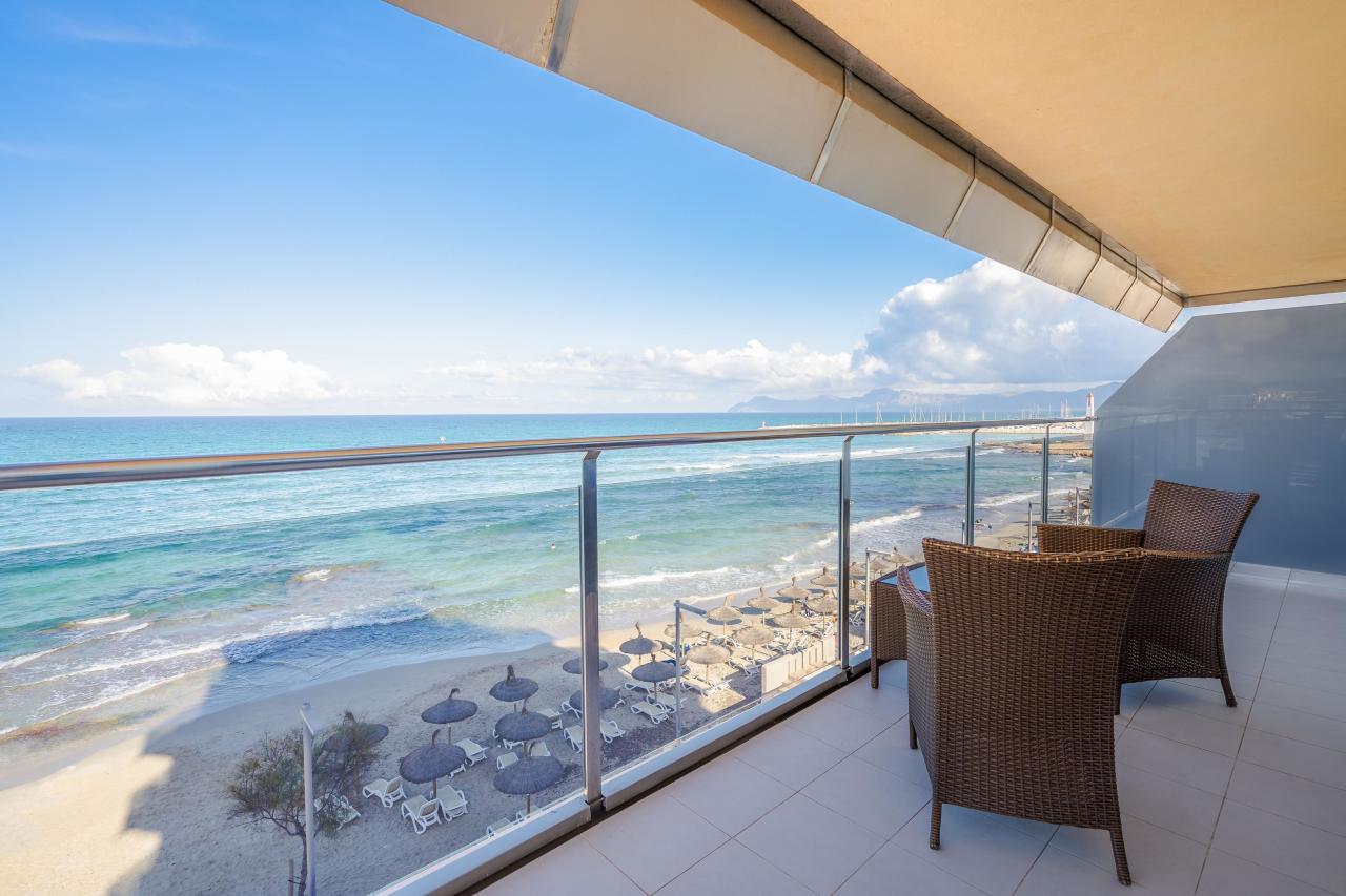 052-RV-view-from-the-room-double-room-standard-seafront-view-do