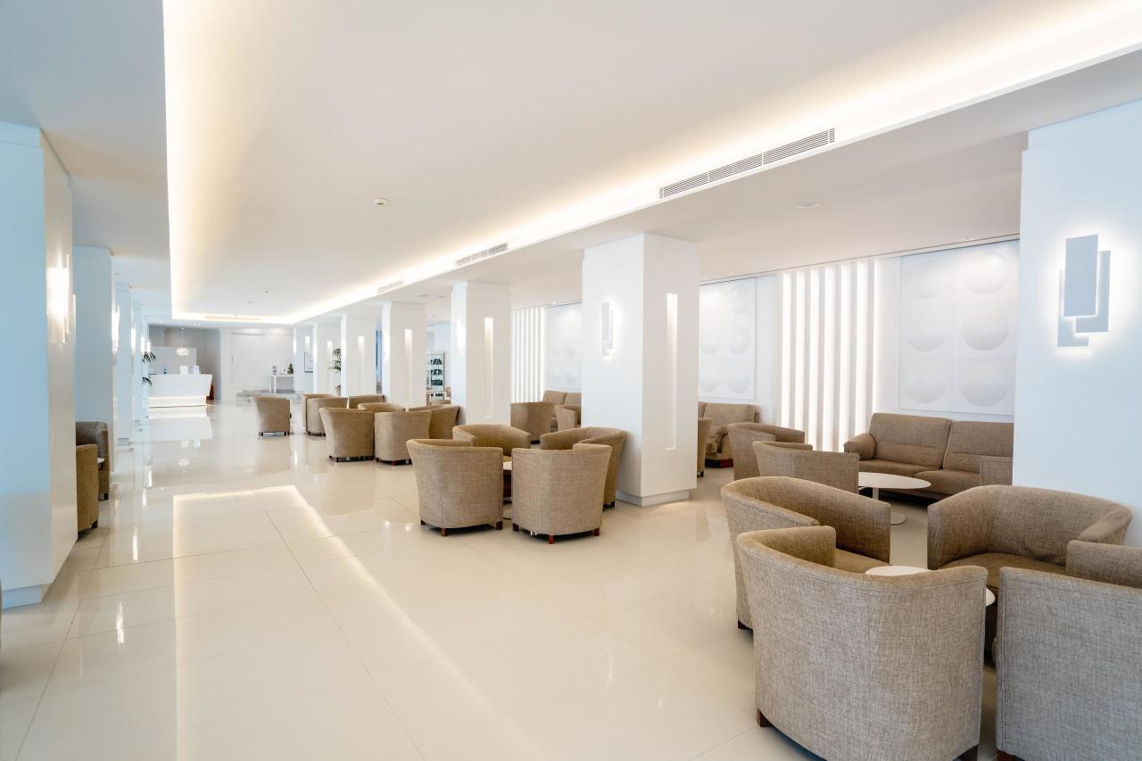 018-L-lounge-lobby_110553174