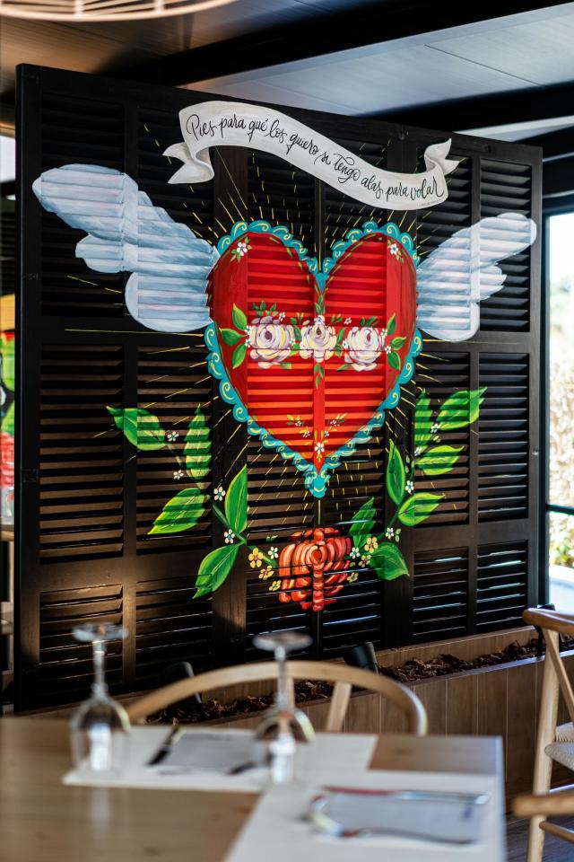 029-R-restaurant_110553145