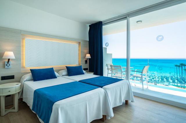 031-W-room-example-suite-standard-junior-suite-junior-suite-bal