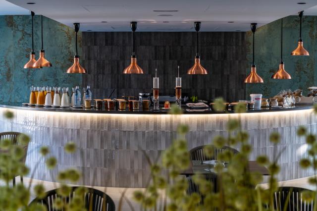 036-R-restaurant_109624899